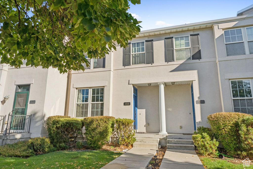 4518 W CAVE RUN LN South Jordan, UT 84095