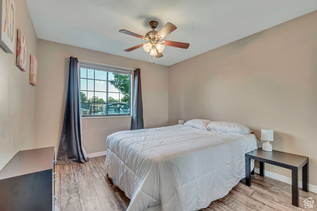 752 E CHAD CIR Midvale, UT 84047