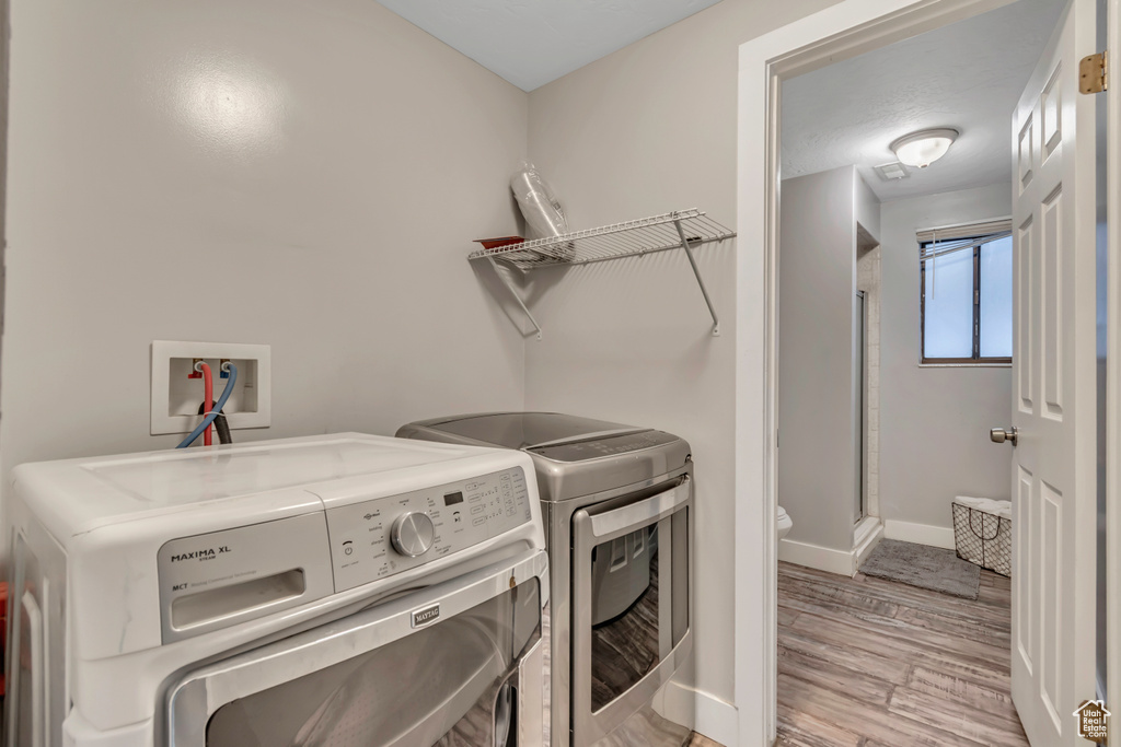 752 E CHAD CIR Midvale, UT 84047