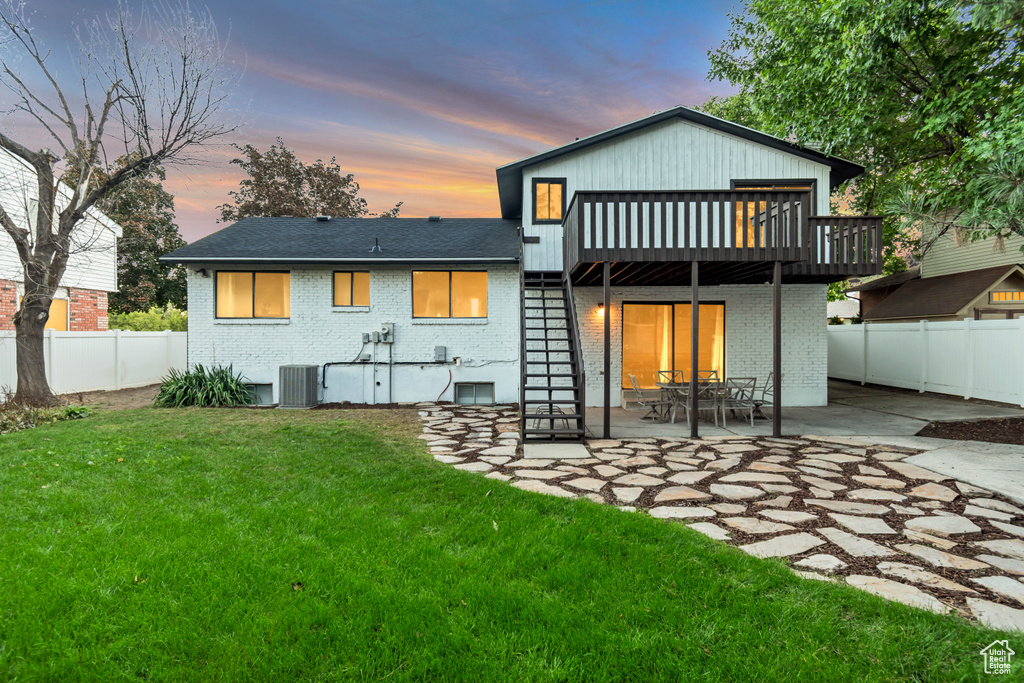 752 E CHAD CIR Midvale, UT 84047