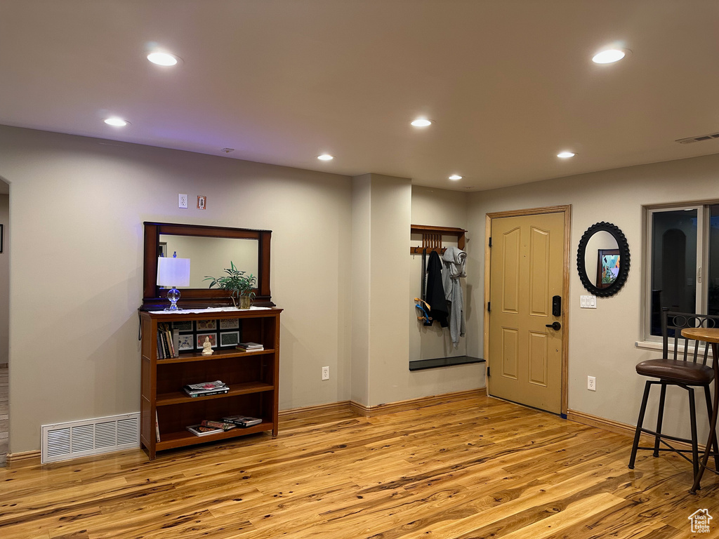 4591 S 600 E Murray, UT 84107