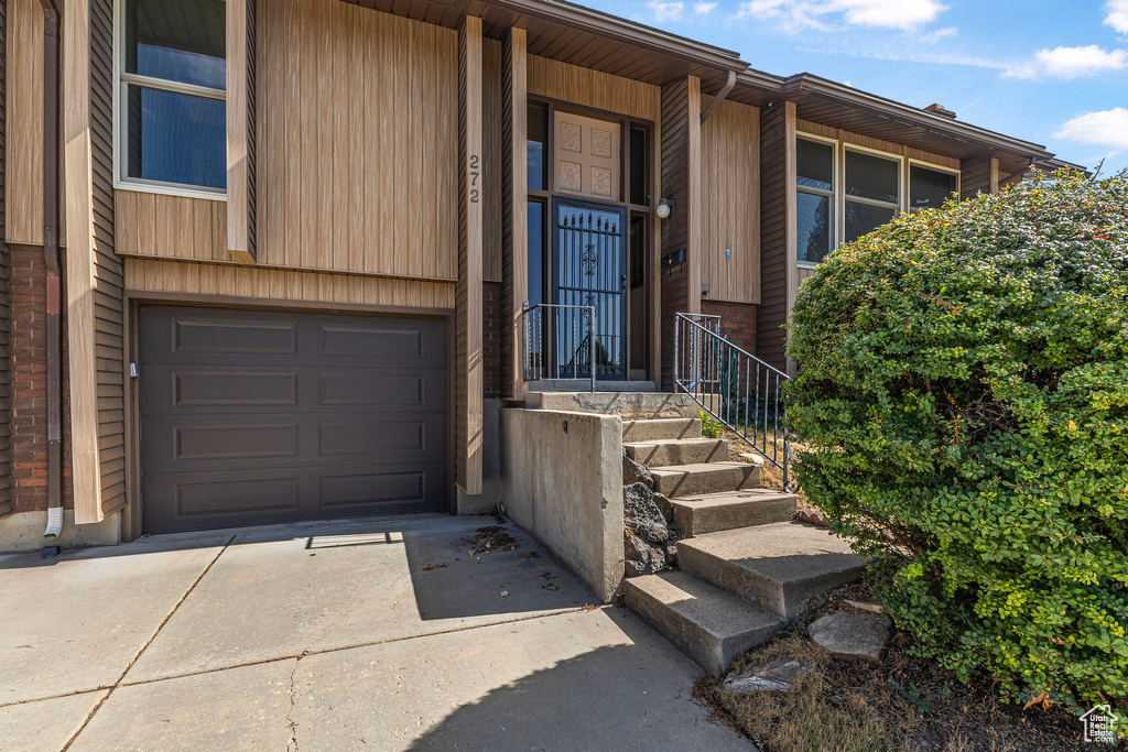 272 N PIN OAK LN Kaysville, UT 84037