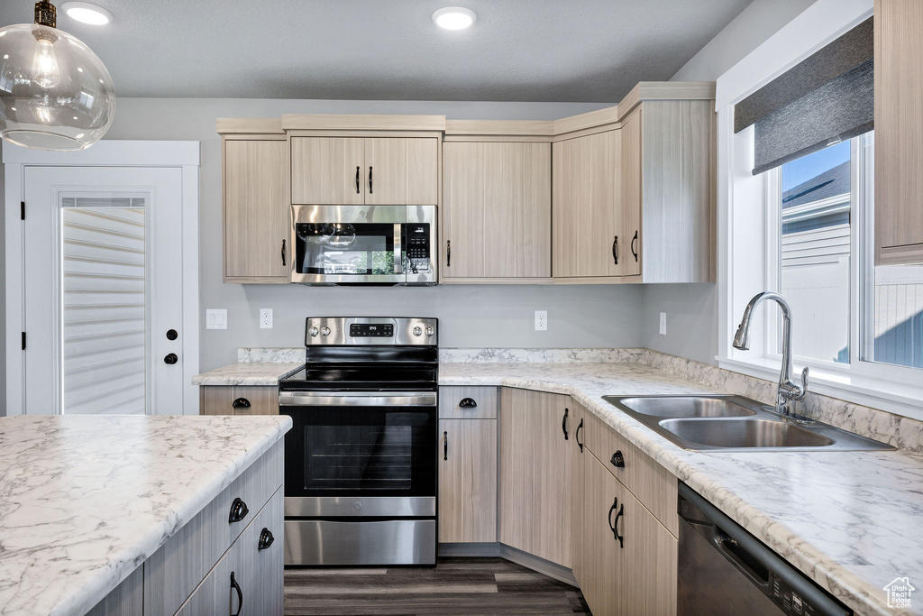 967 W 820 N Tremonton, UT 84337