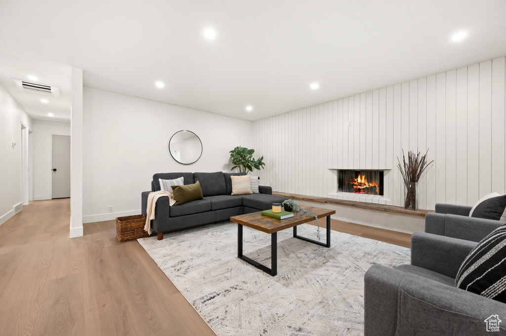 9123 S MEADOW CT Sandy, UT 84093