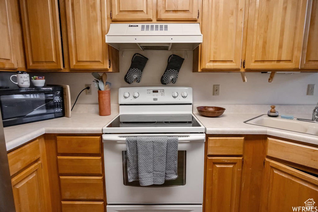 Photo 10 for MLS #2114326 at 3615 N Wolf Dr #309