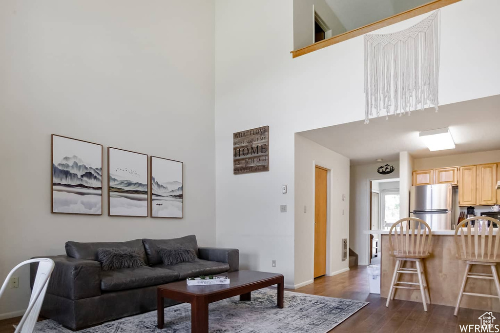 Photo 3 for MLS #2114326 at 3615 N Wolf Dr #309