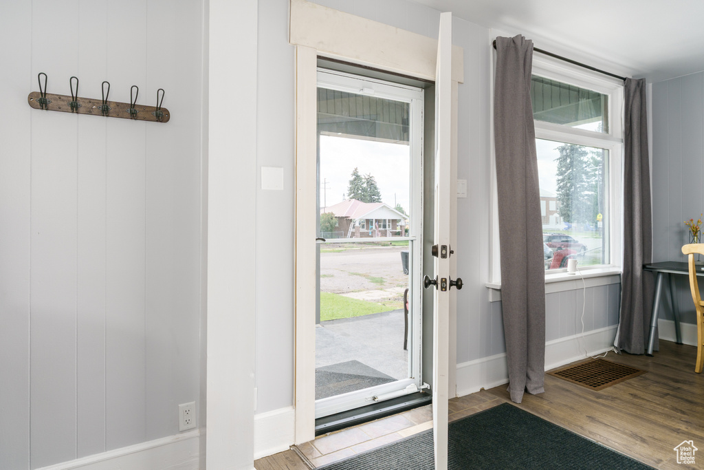 Photo 10 for MLS #2114343 at 260 S 1st