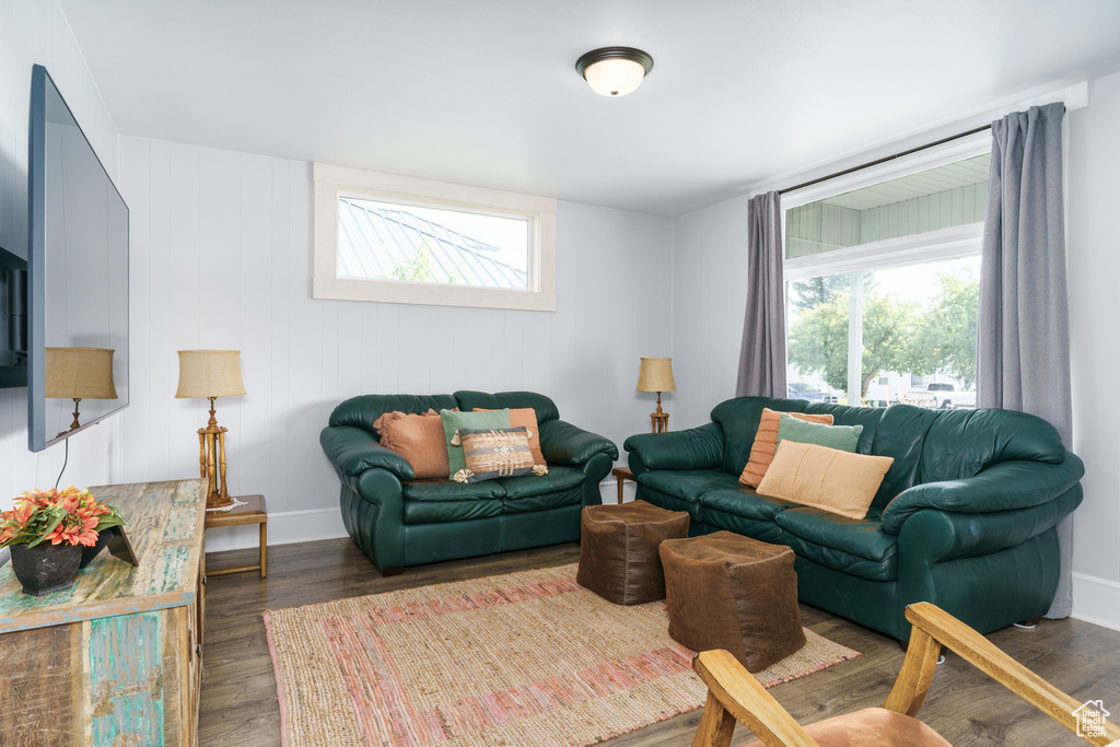 Photo 3 for MLS #2114343 at 260 S 1st