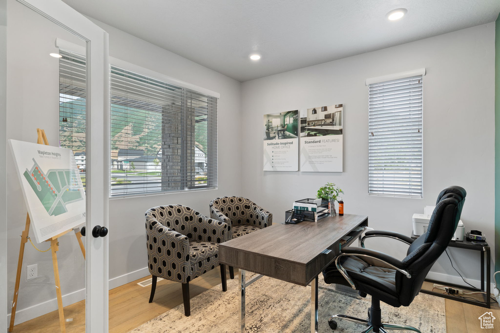 Photo 5 for MLS #2114344 at 187 N Mia Cv #13