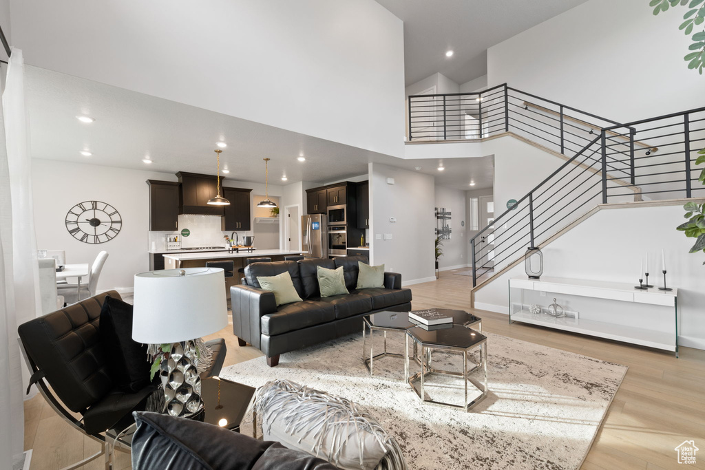 Photo 8 for MLS #2114344 at 187 N Mia Cv #13