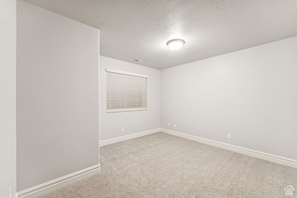 Photo 33 for MLS #2114346 at 3938 W Iris Ave
