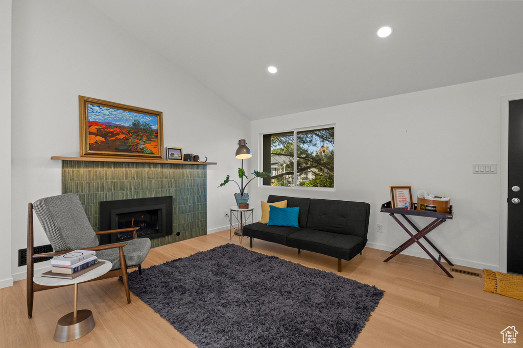 Photo 5 for MLS #2114347 at 74 Park Ln