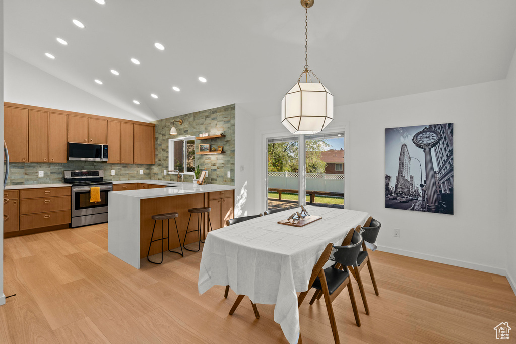 Photo 8 for MLS #2114347 at 74 Park Ln