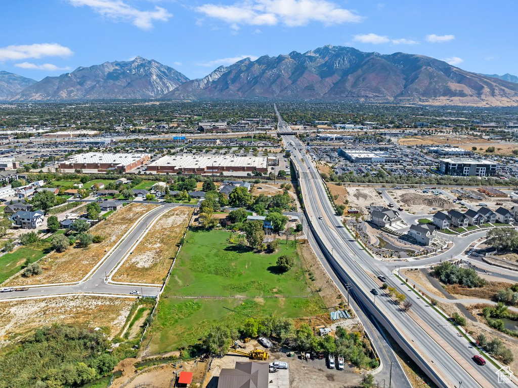 500 W WILLOWCREEK South Jordan, UT 84009