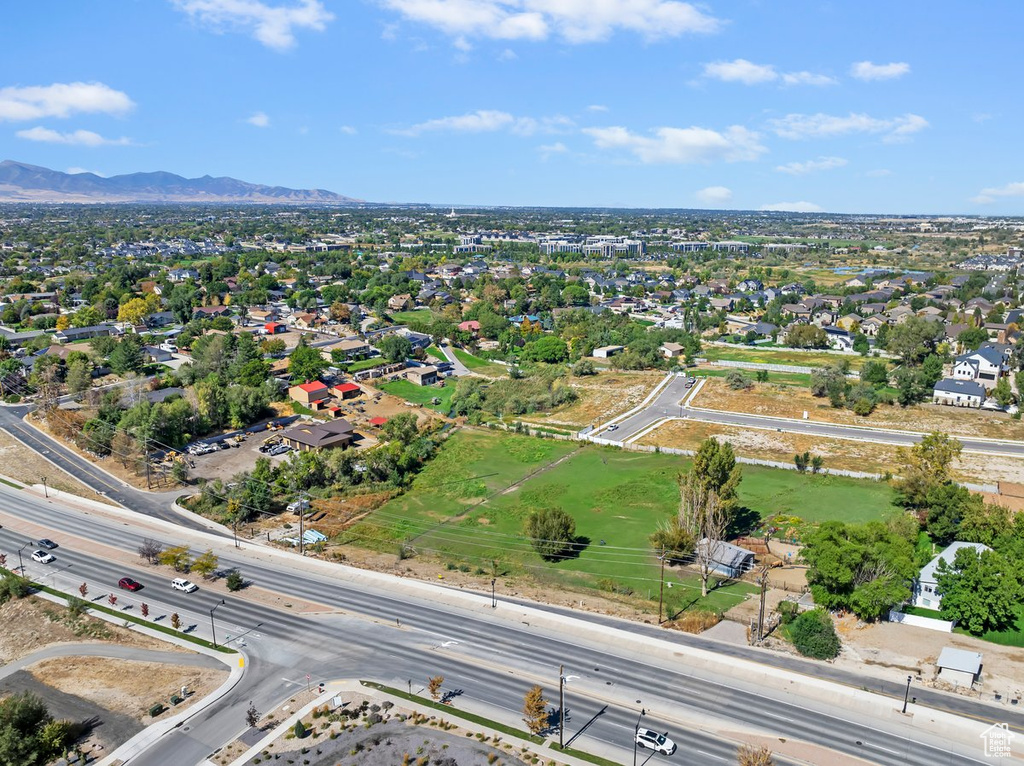 500 W WILLOWCREEK South Jordan, UT 84009