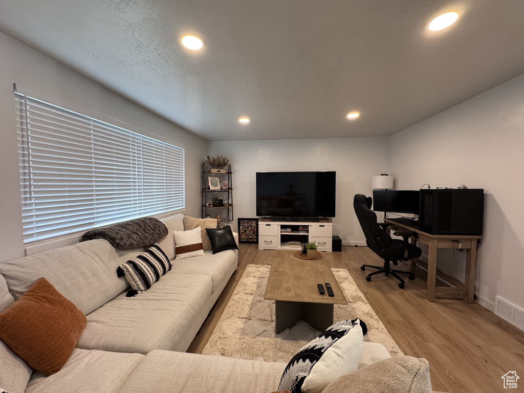 Photo 2 for MLS #2114358 at 4935 S 2875 West