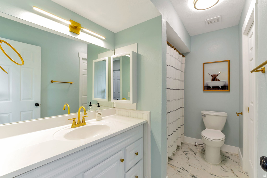 63 E 820 S Centerville, UT 84014