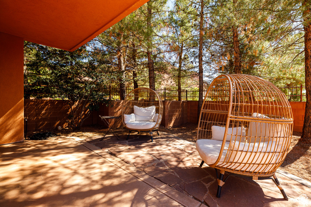 320 N W LOS BARANCOS LN Kanab, UT 84741