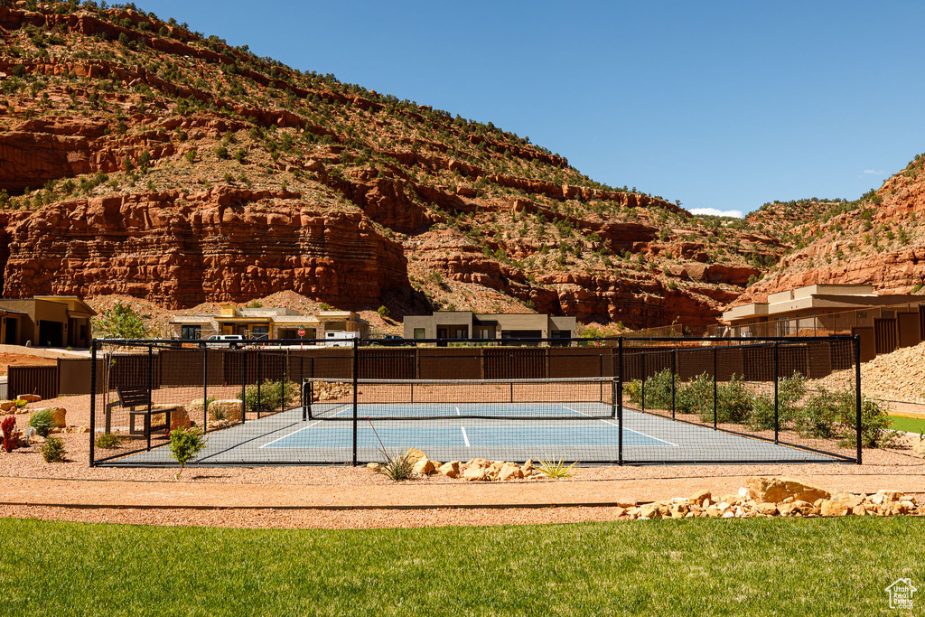 320 N W LOS BARANCOS LN Kanab, UT 84741