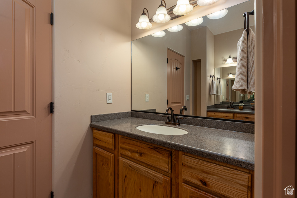 320 N W LOS BARANCOS LN Kanab, UT 84741