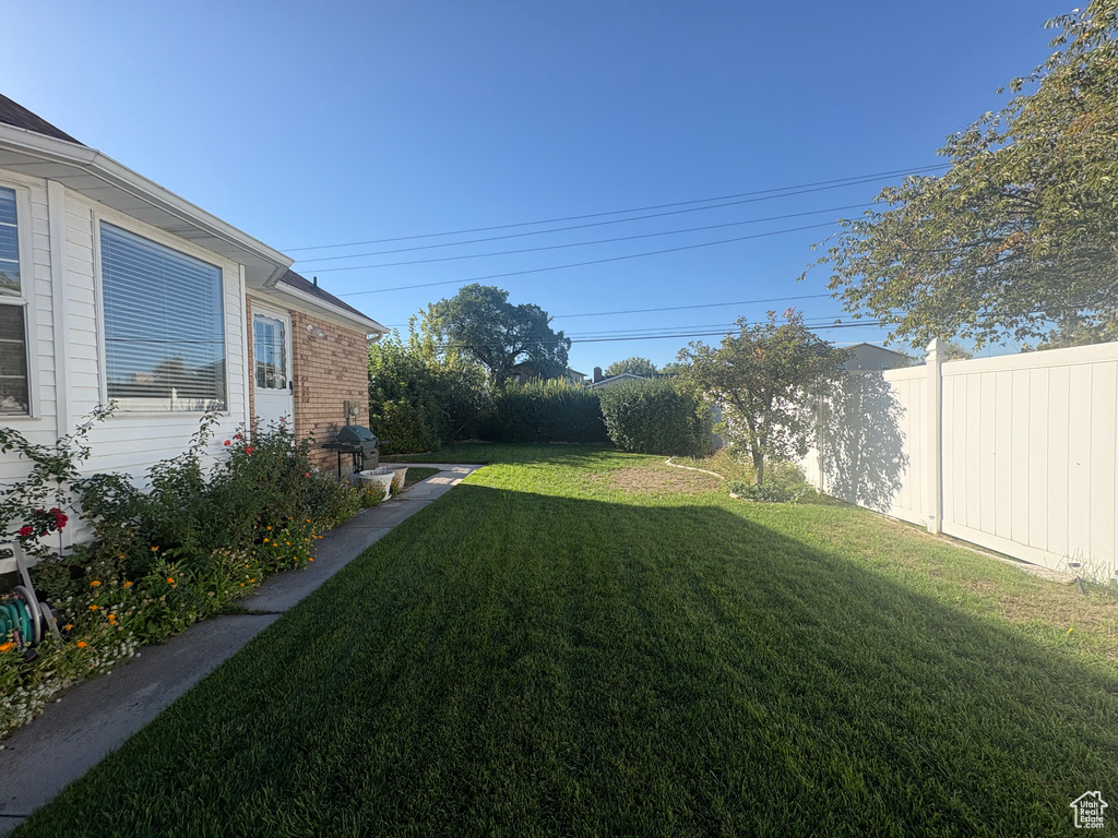 5882 S MEADOWCREST DR Murray, UT 84107