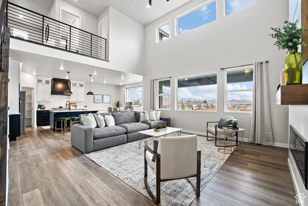 1526 E LIVI LN #9 Saratoga Springs, UT 84043