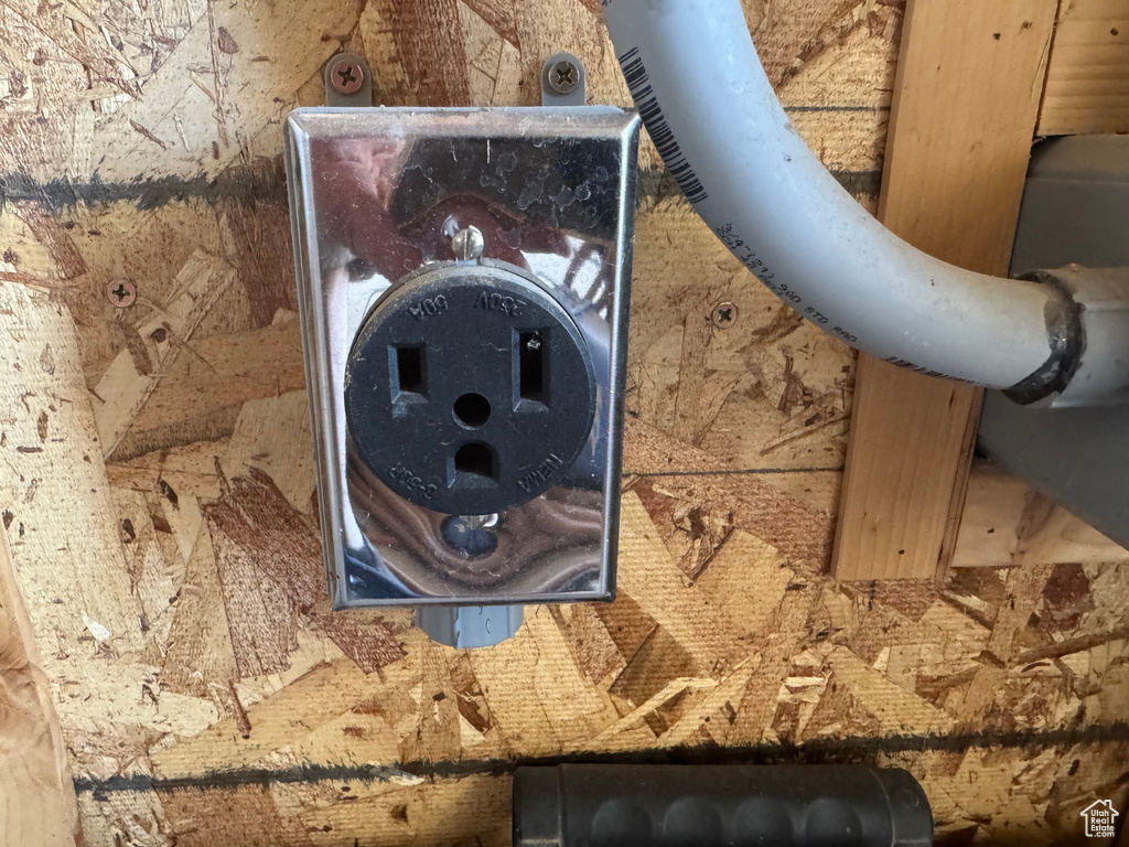 1352 N 4000 W Dayton, ID 83232