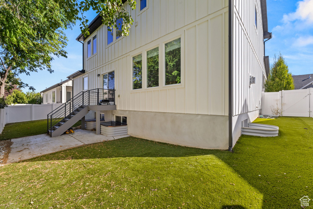 8366 S LEVINE LN Sandy, UT 84070