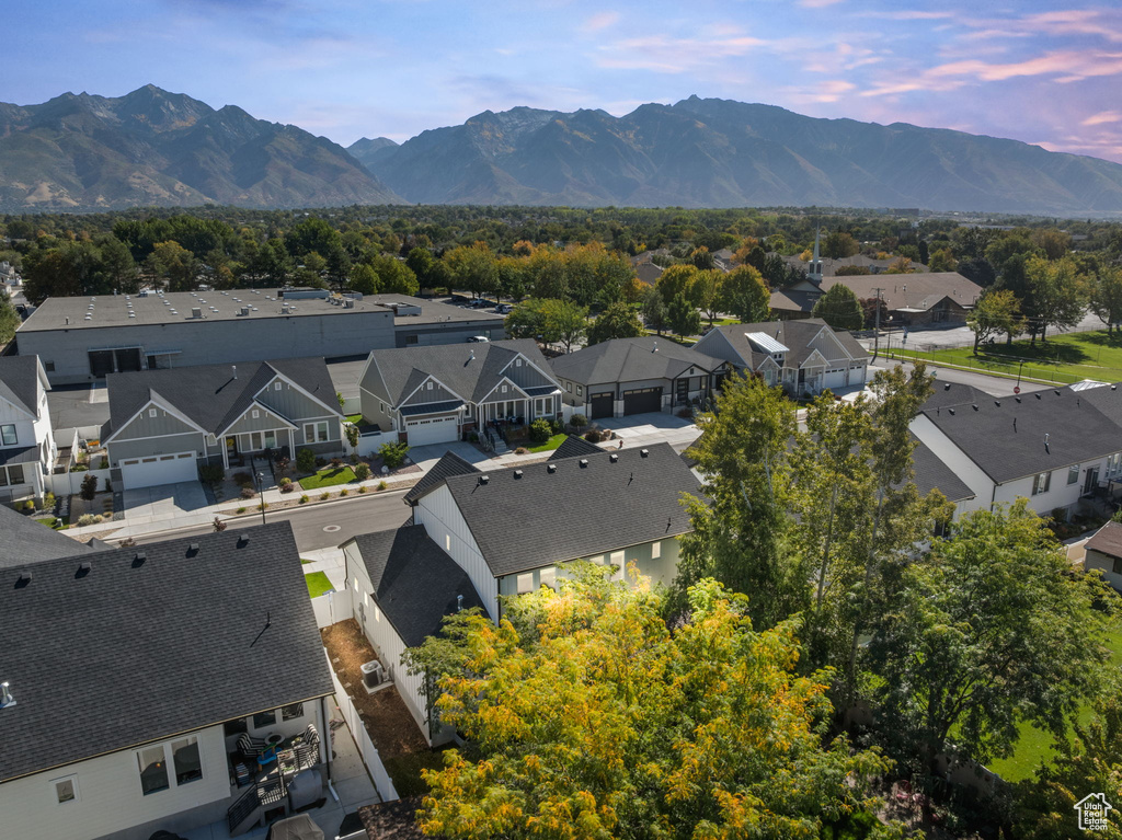8366 S LEVINE LN Sandy, UT 84070
