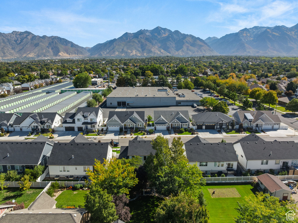 8366 S LEVINE LN Sandy, UT 84070
