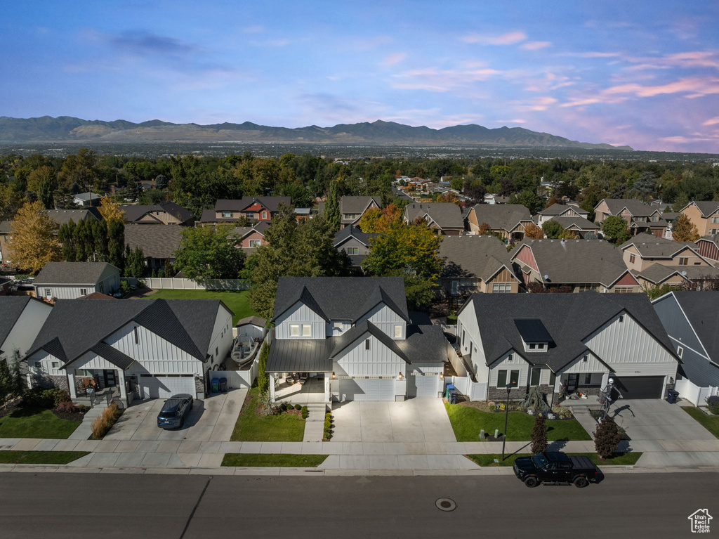 8366 S LEVINE LN Sandy, UT 84070