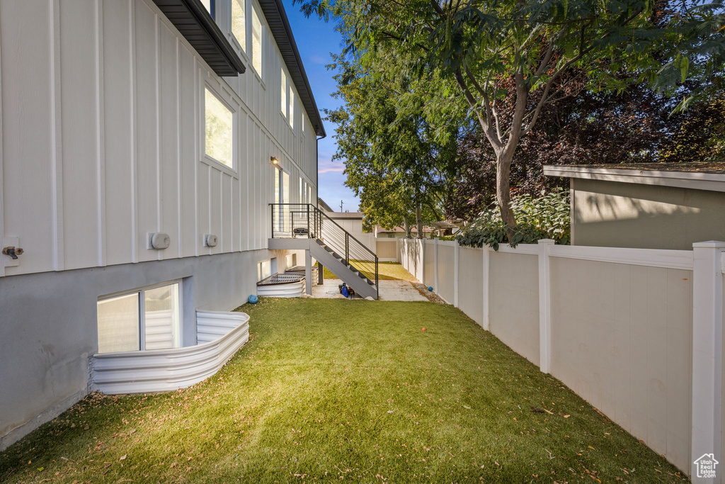 8366 S LEVINE LN Sandy, UT 84070