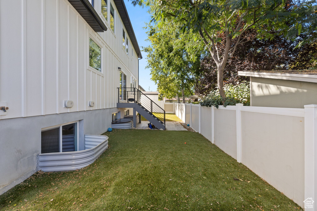 8366 S LEVINE LN Sandy, UT 84070
