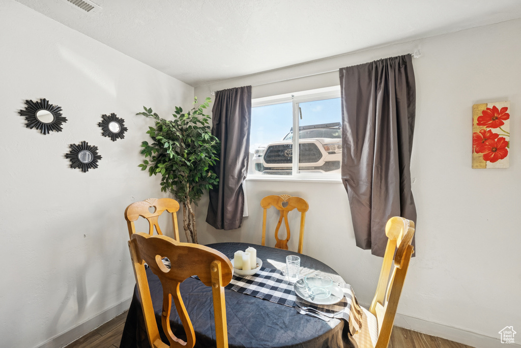Photo 9 for MLS #2114388 at 768 N Redwood Rd #19