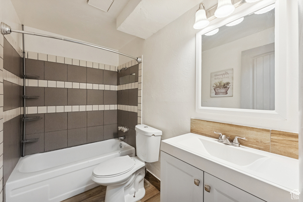 Photo 15 for MLS #2114388 at 768 N Redwood Rd #19