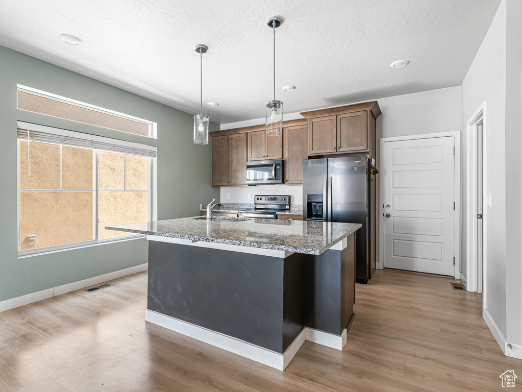 214 E ALLEGHENY PL Saratoga Springs, UT 84045