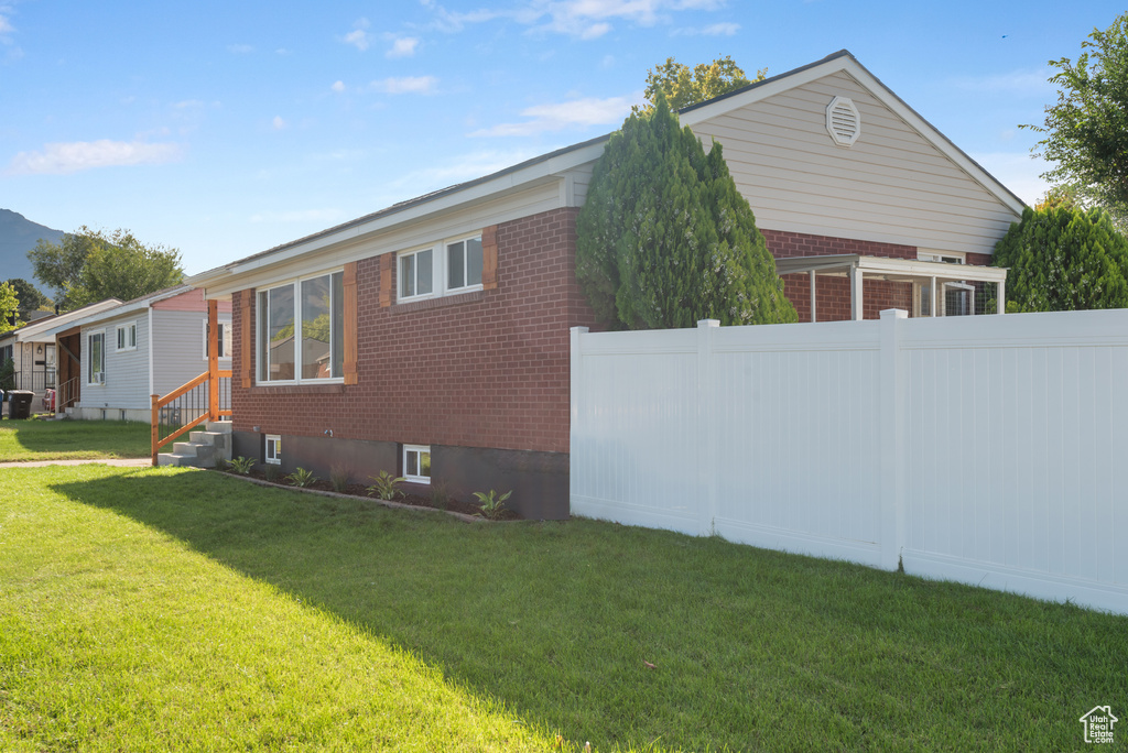 313 E 4650 S Washington Terrace, UT 84405