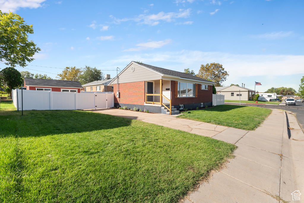 313 E 4650 S Washington Terrace, UT 84405