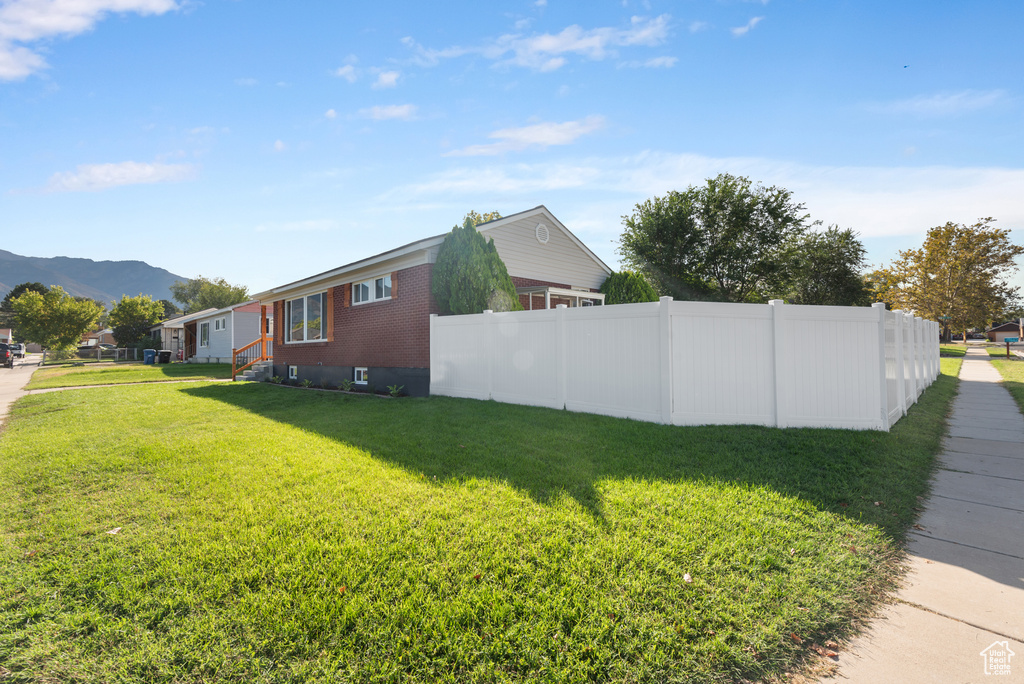 313 E 4650 S Washington Terrace, UT 84405