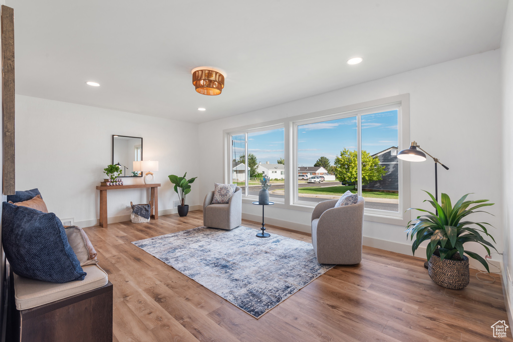 313 E 4650 S Washington Terrace, UT 84405