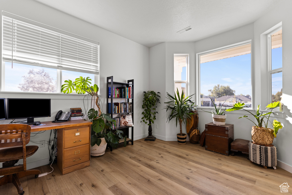 740 N 175 E Harrisville, UT 84404