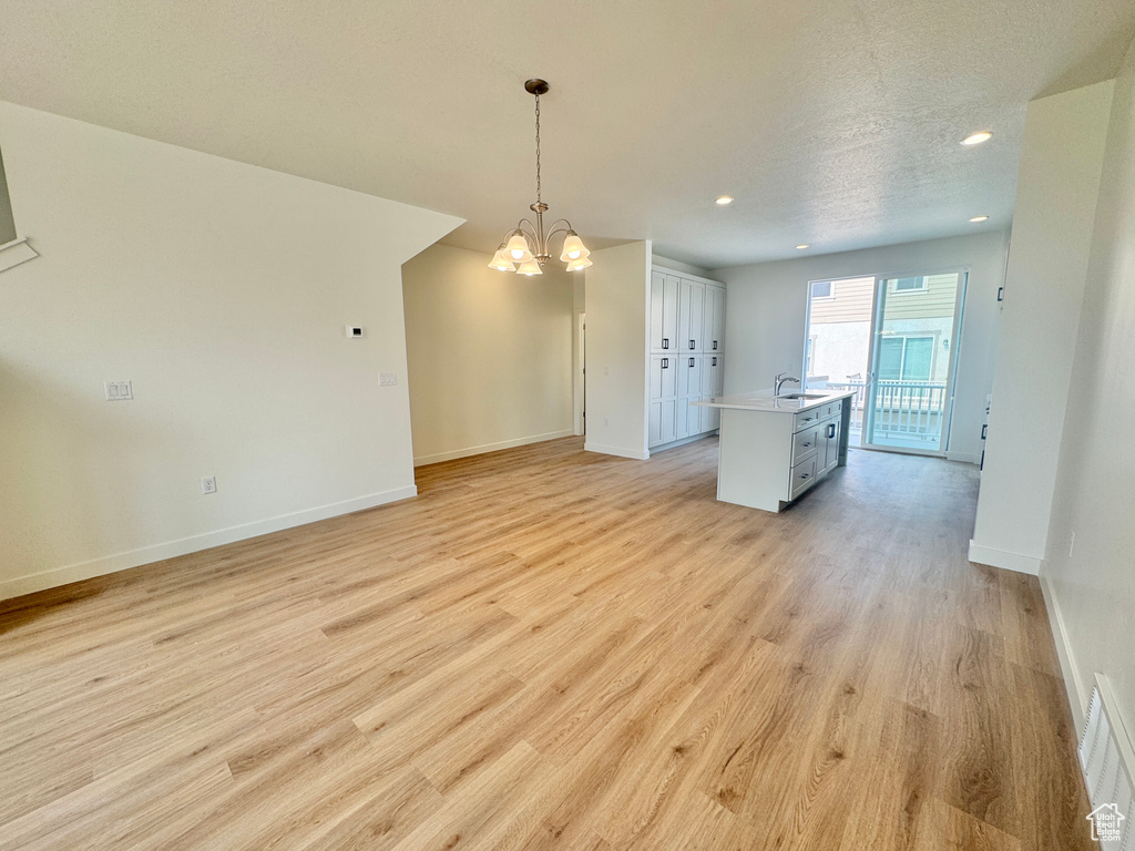 1682 N 1600 W Layton, UT 84041