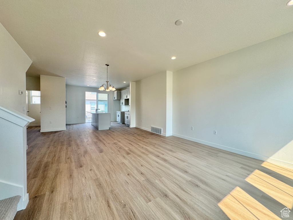 1682 N 1600 W Layton, UT 84041