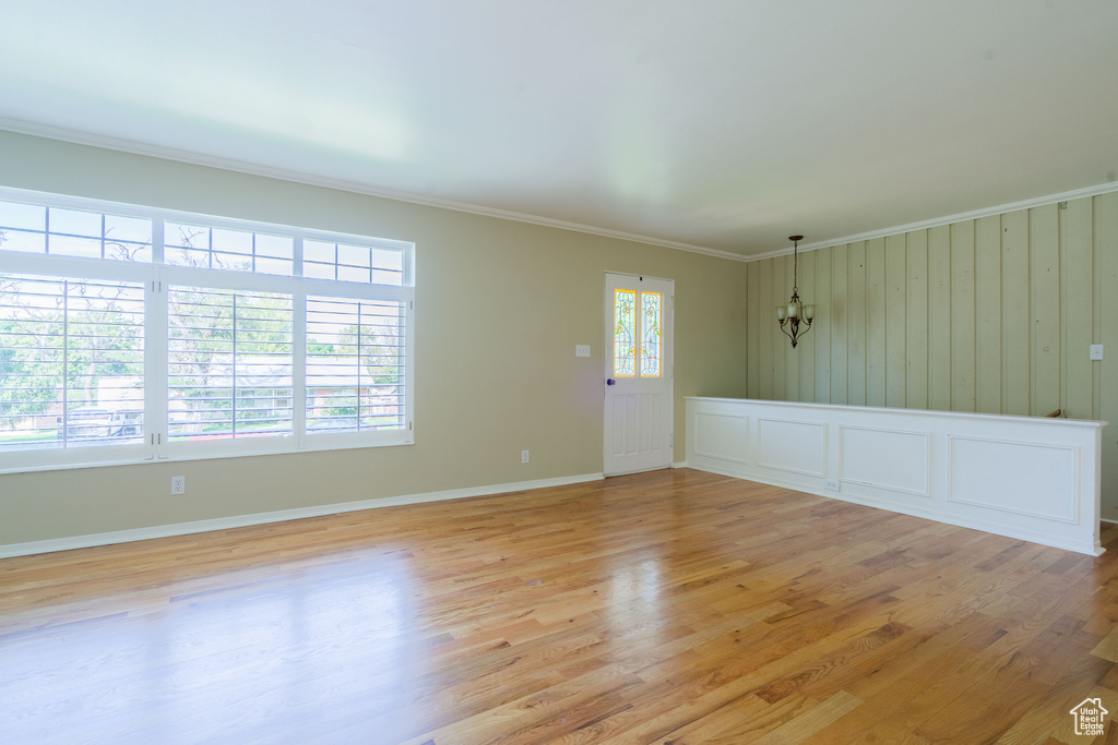 1225 S WOODLAND LN Bountiful, UT 84010