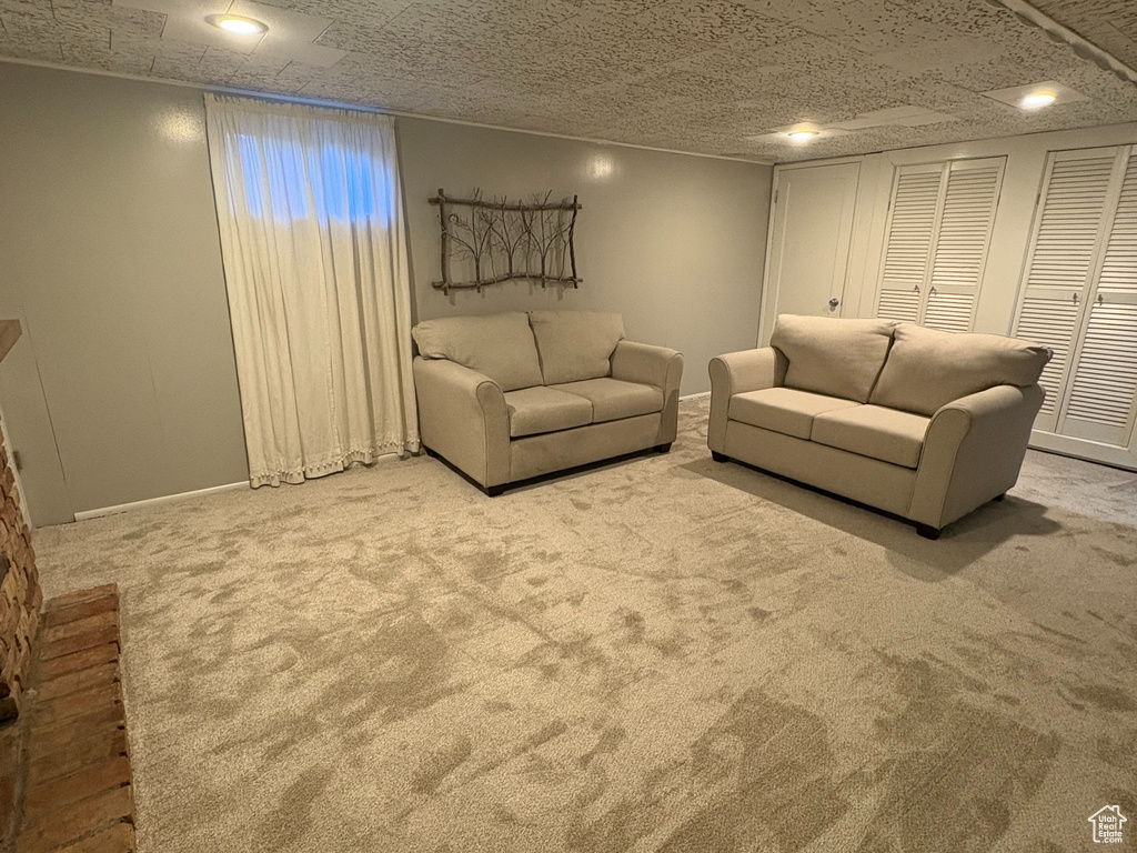 1225 S WOODLAND LN Bountiful, UT 84010
