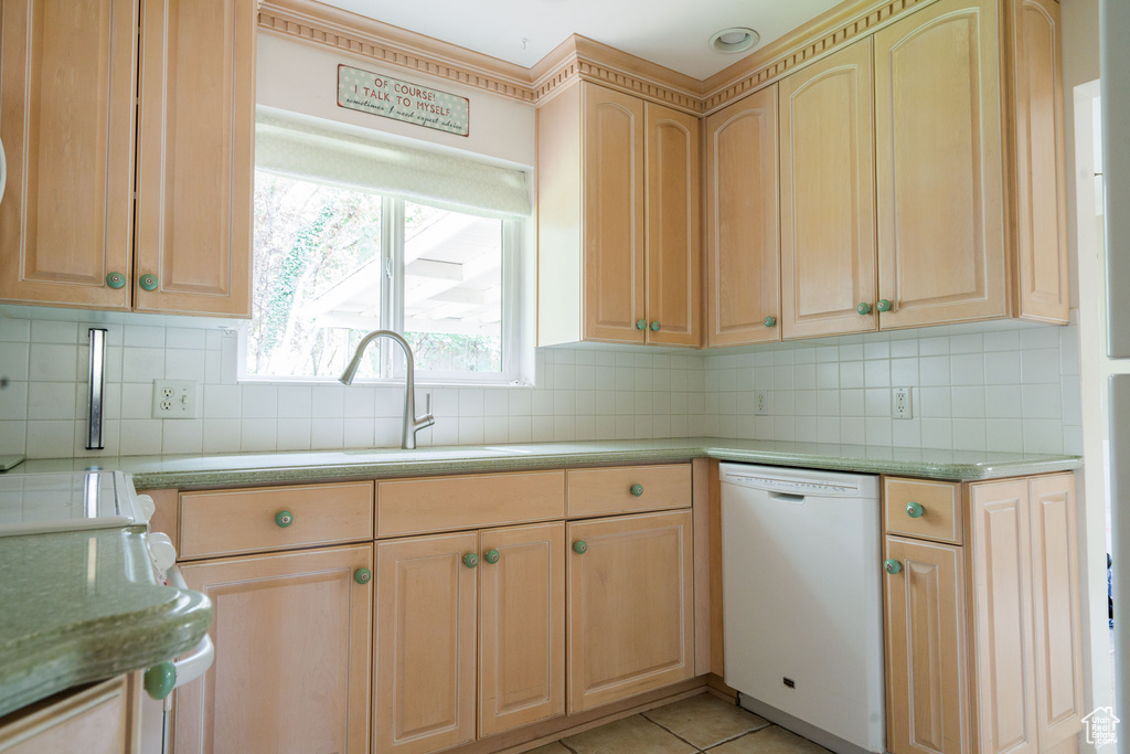 1225 S WOODLAND LN Bountiful, UT 84010