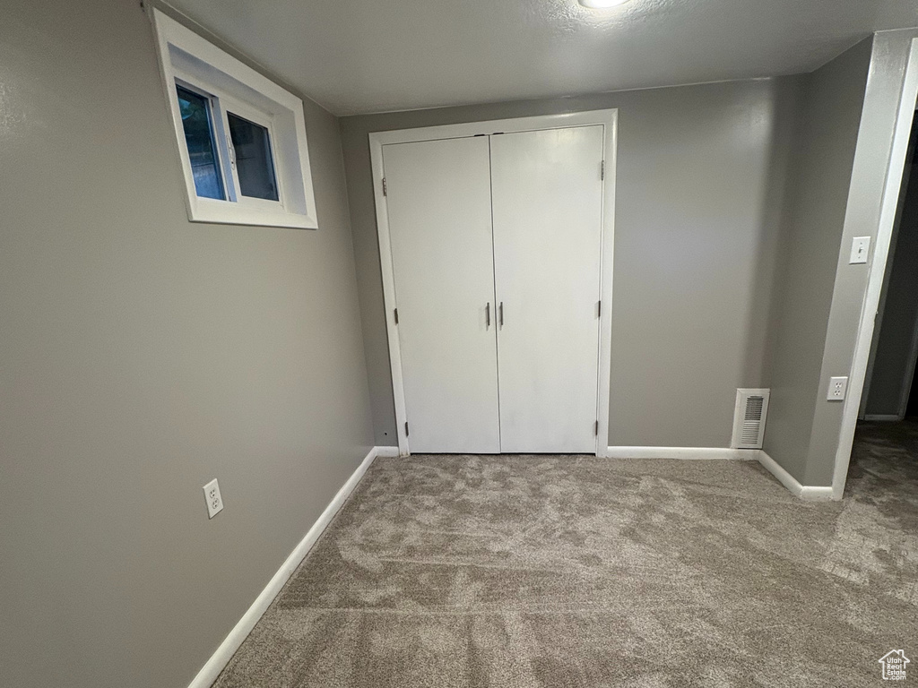 1225 S WOODLAND LN Bountiful, UT 84010