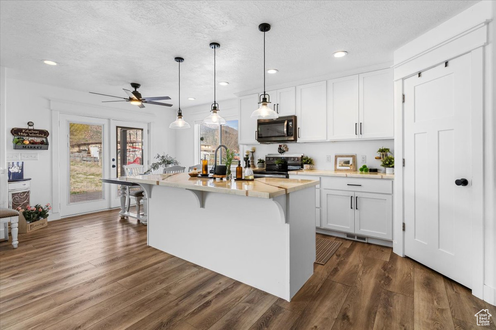 140 S 100 E Wales, UT 84667