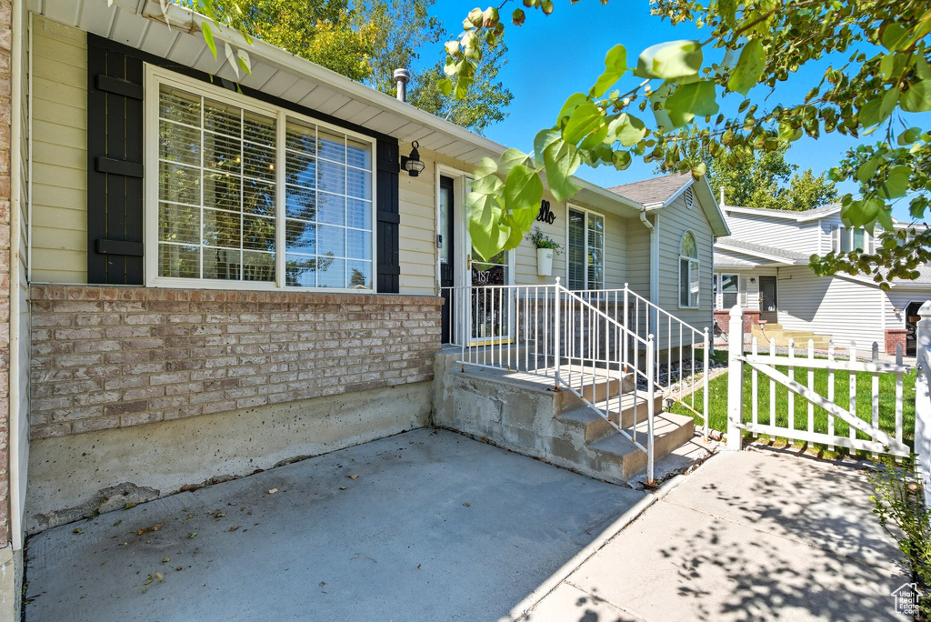 187 COUNTRY CLUB DR Stansbury Park, UT 84074