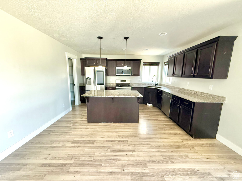 12476 S CLIPPER PEAK DR Herriman, UT 84096